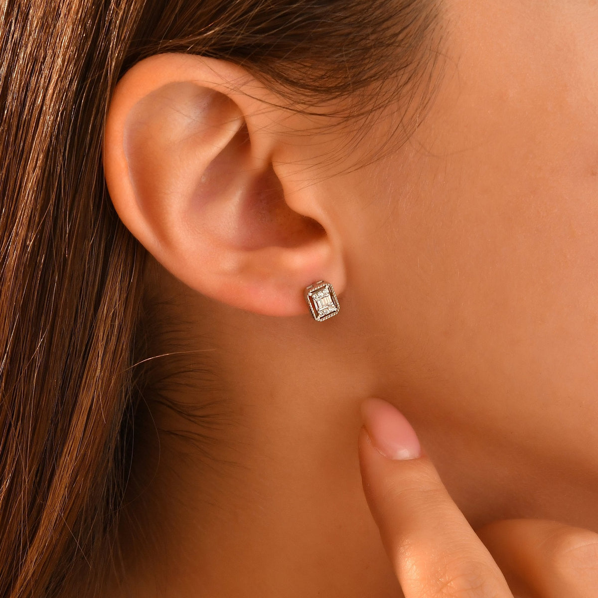 0.10 Carat Baguette Diamond Earrings