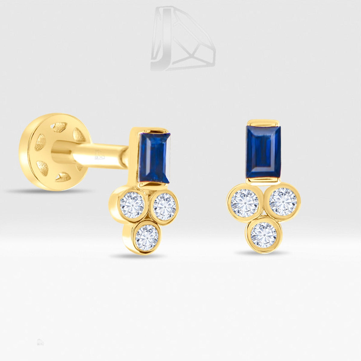0.09 Carat Sapphire Baguette Diamond Piercing · Yellow Gold
