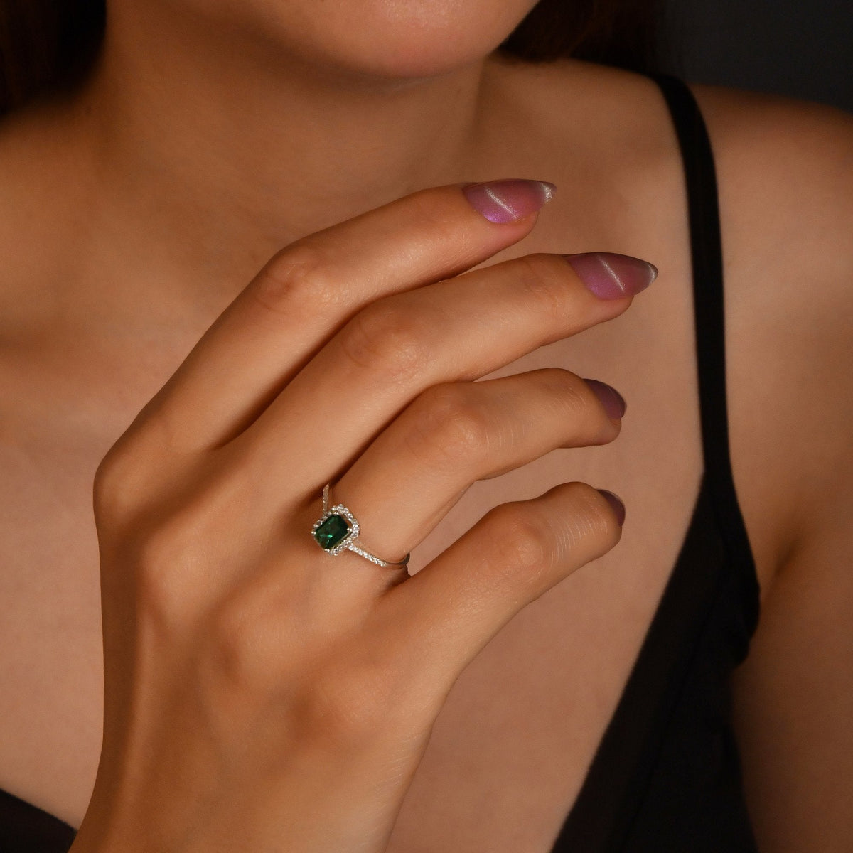 1.05 Carat Baguette Emerald Diamond Ring