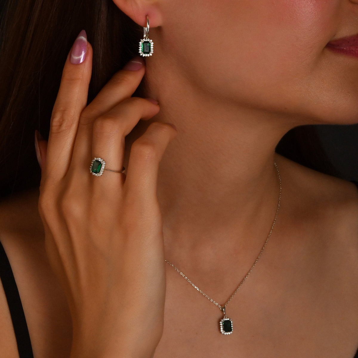 1.20 Carat Baguette Emerald Diamond Bracelet