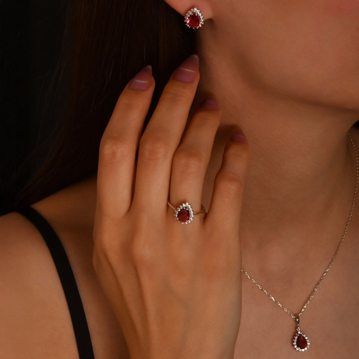 1.70 Carat Pear Ruby Diamond Ring