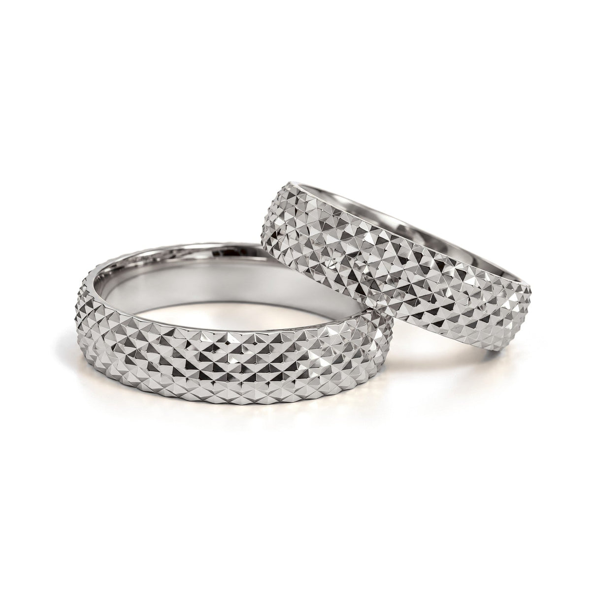 Diamond-Cut Dome Gold Wedding Band Set · White Gold · Set