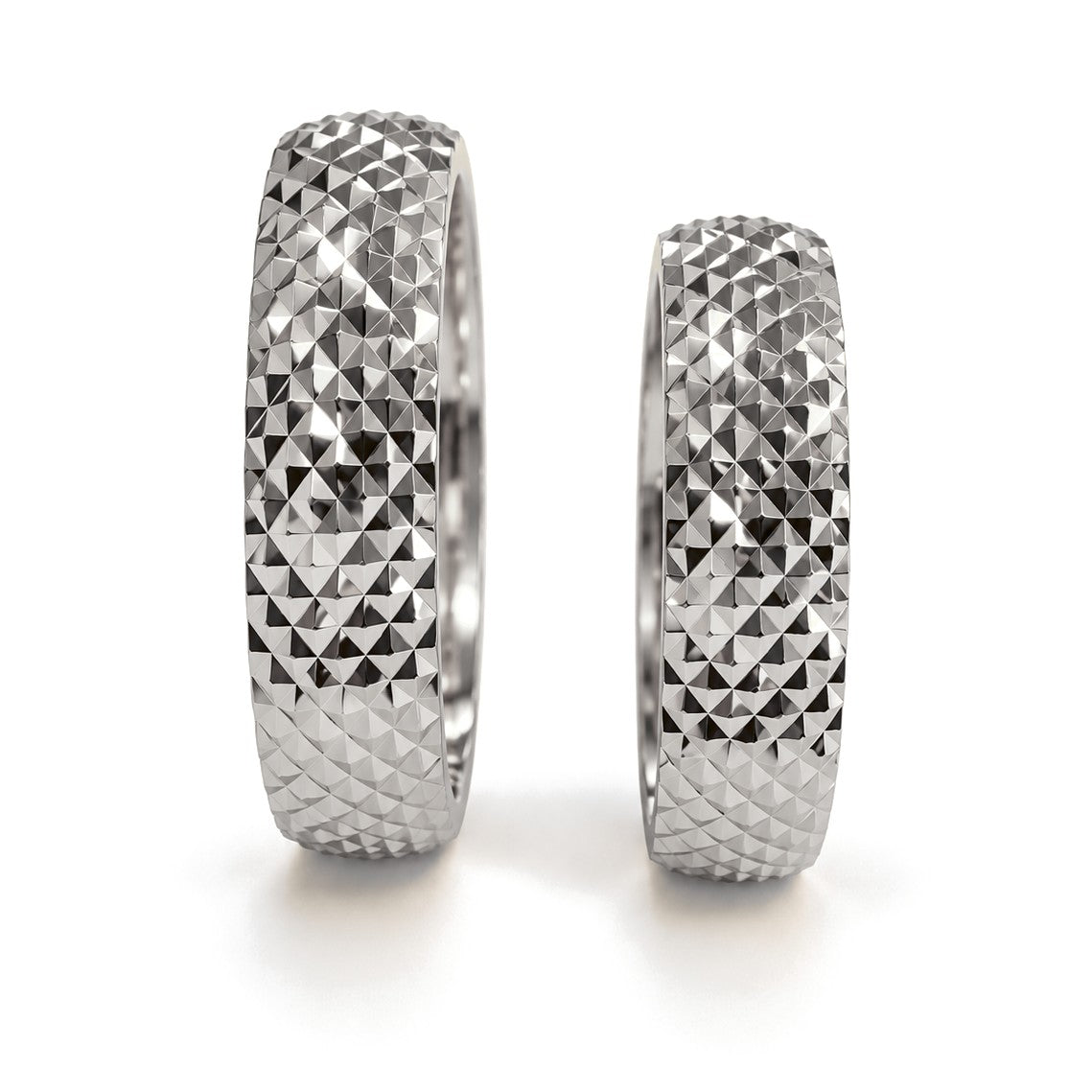Diamond-Cut Dome Gold Wedding Band Set · White Gold · Set · Side View