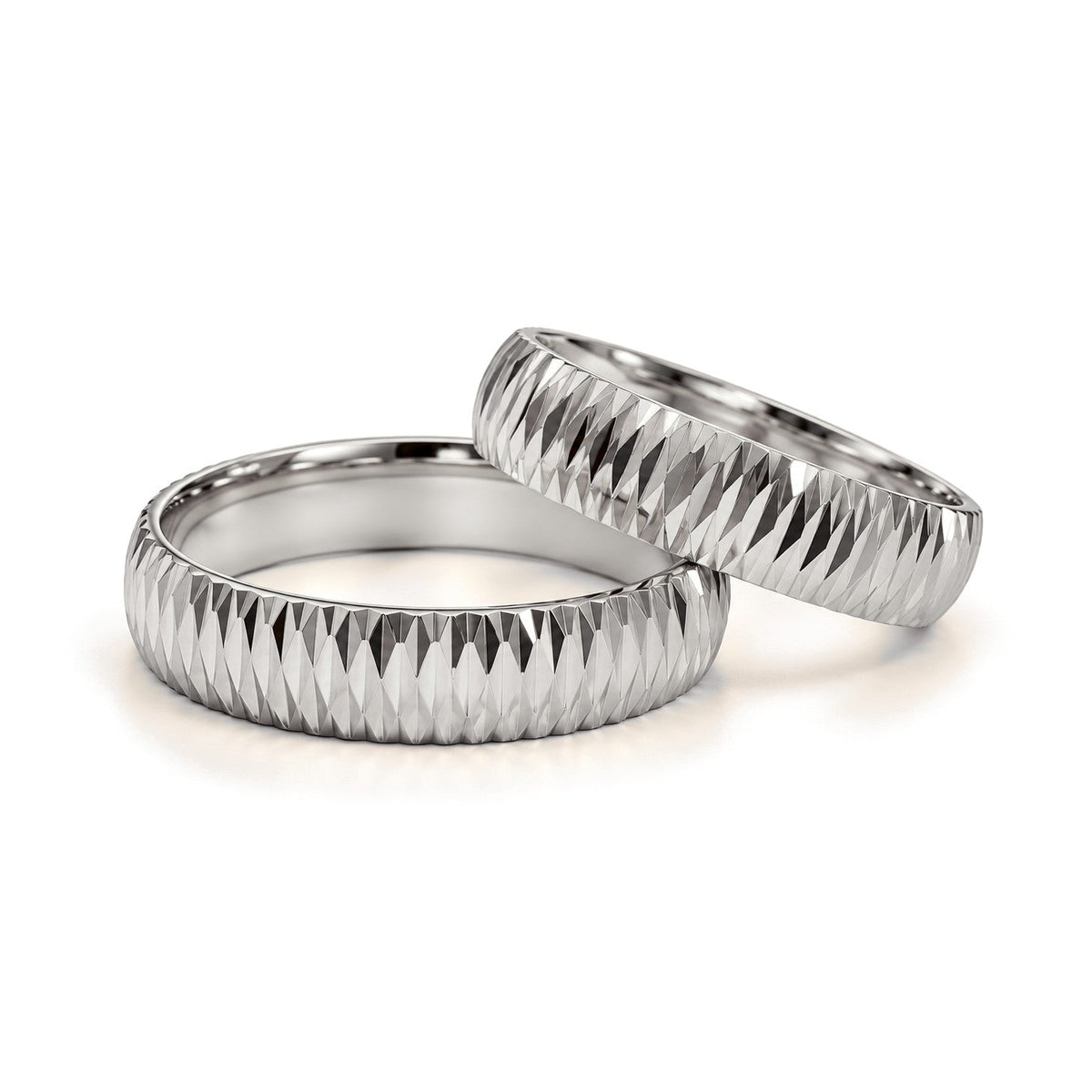 Diamond-Cut Ridge Gold Wedding Band Set · White Gold · Set