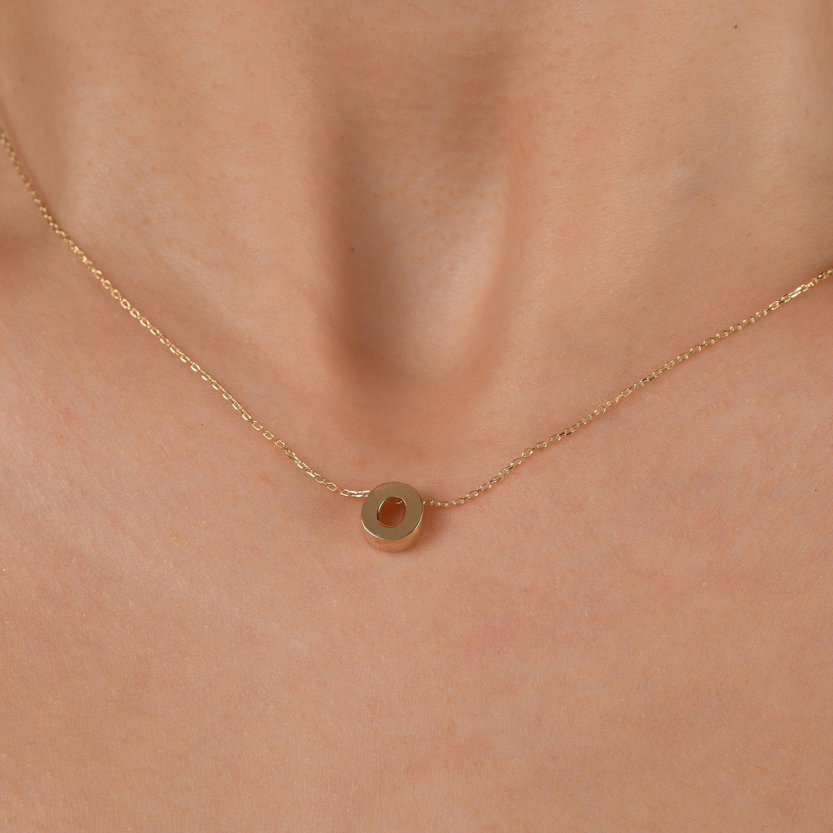 Gold Initial Necklace · Letter O