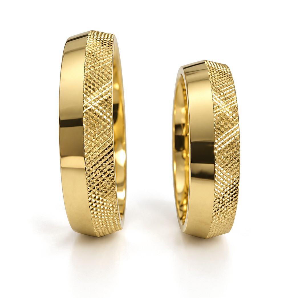 Crosshatch Gold Wedding Band Set · Yellow Gold · Set · Side View