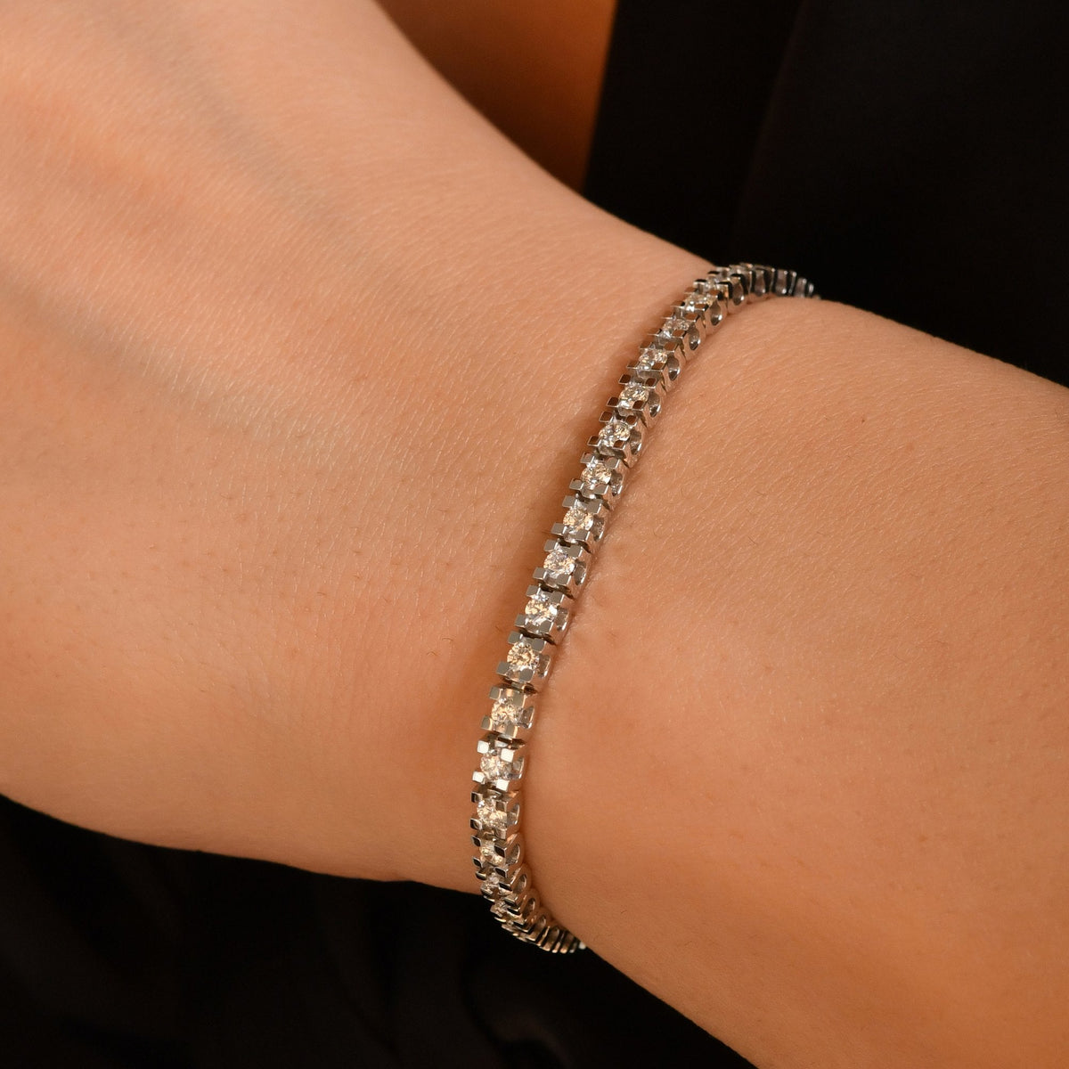 Lab-Grown Diamond Tennis Bracelet – Block · On the Wrist