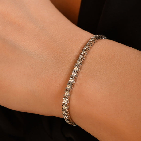 Lab-Grown Diamond Tennis Bracelet – Block · On the Wrist