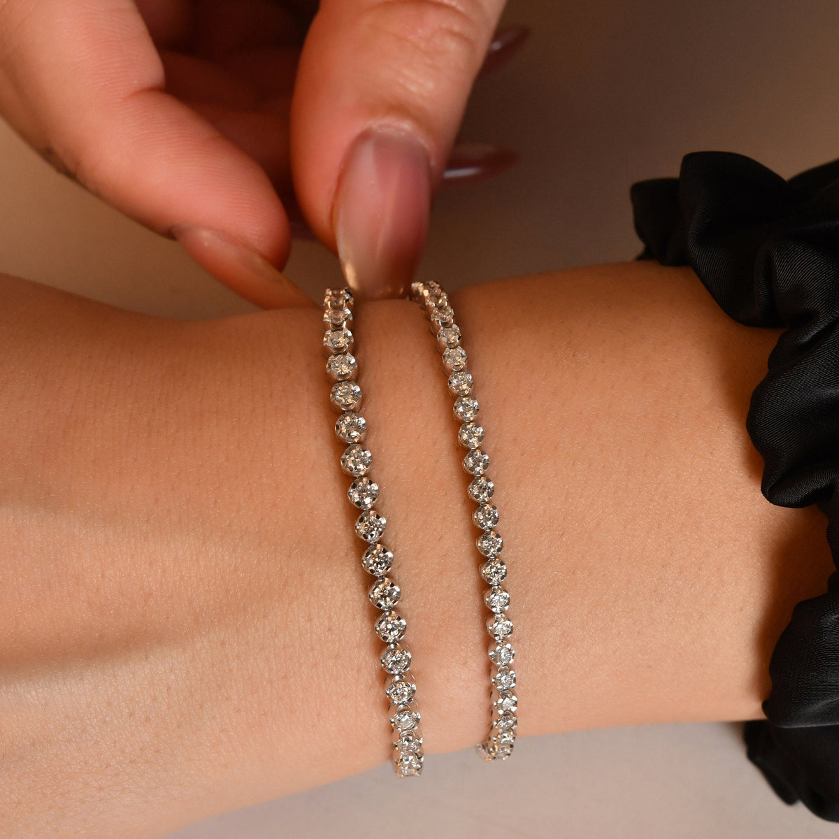 Diamond Tennis Bracelet – Round · On the Wrist
