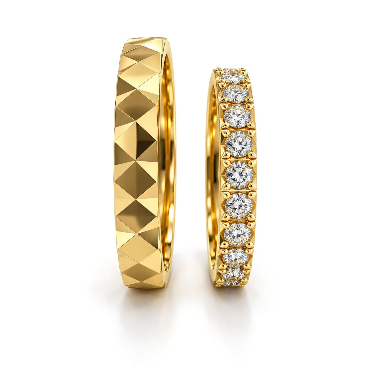 Pyramid Pattern Lab-Grown Diamond Wedding Band Set · Yellow Gold · Set · Side View
