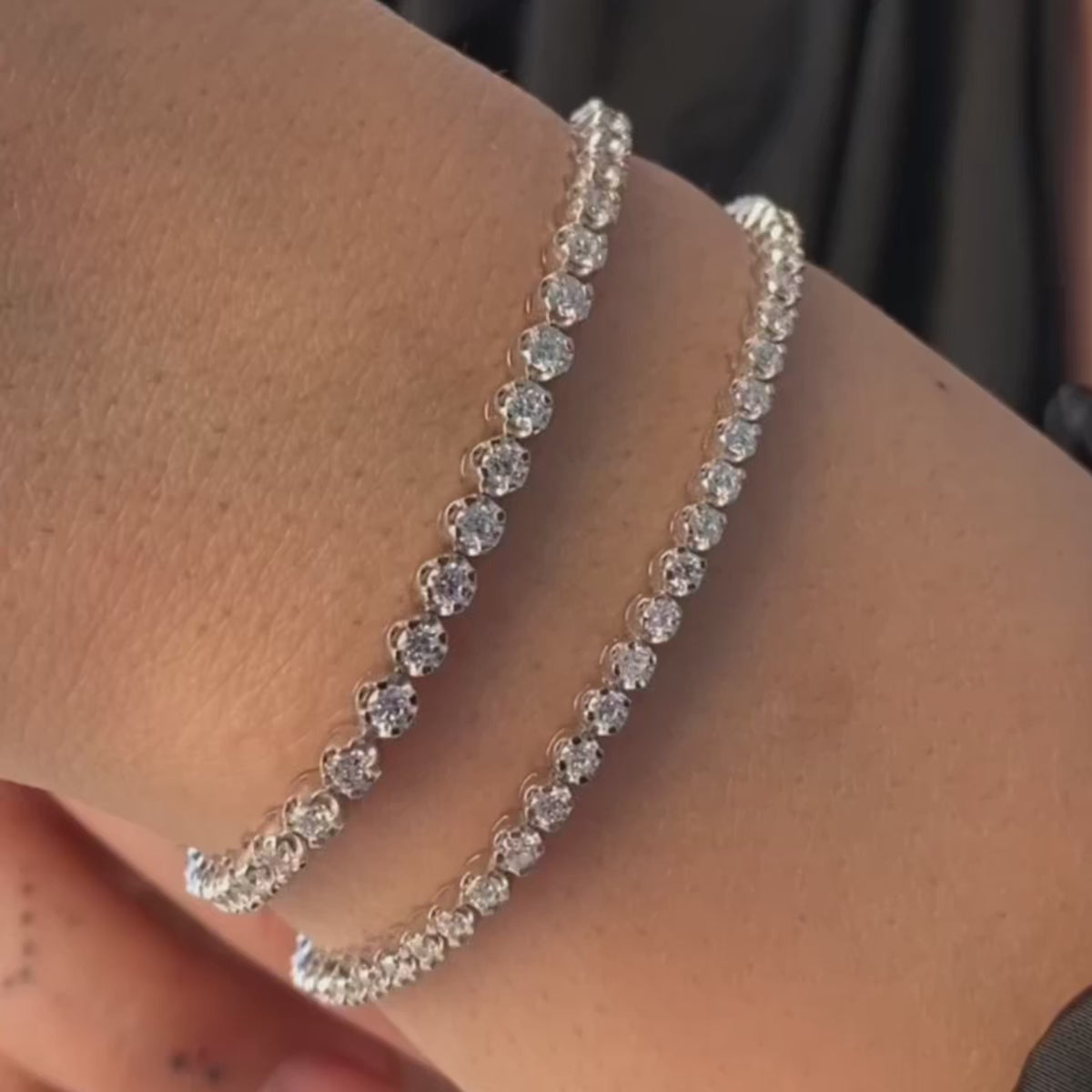 Lab-Grown Diamond Tennis Bracelet – Round · Video