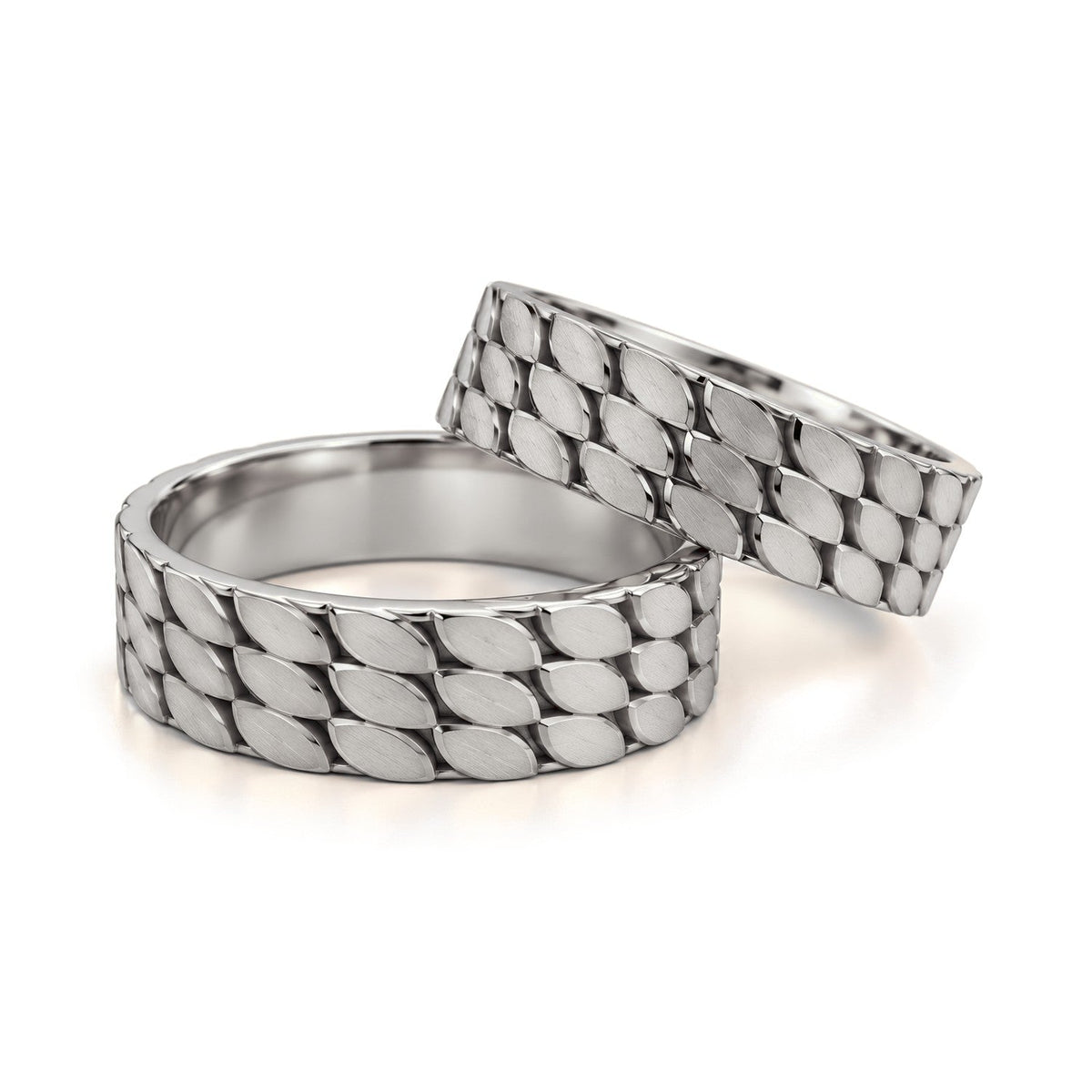 Scale Pattern Gold Wedding Band Set · White Gold · Set